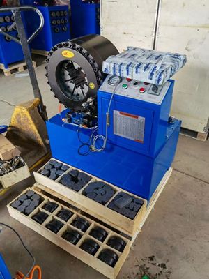 Aanpasbare spanning Hydraulische slangcrimping machine 600Ton 50/60Hz