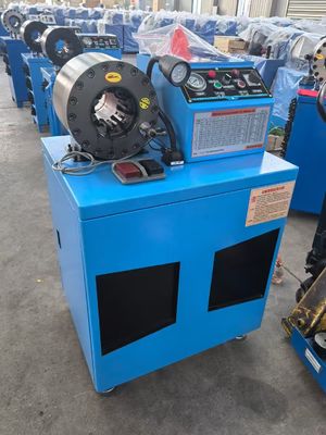 Hoge efficiëntie 500 stuks per uur voor grote capaciteit Draagbare slangcrimping machine Hydraulische slangcrimper