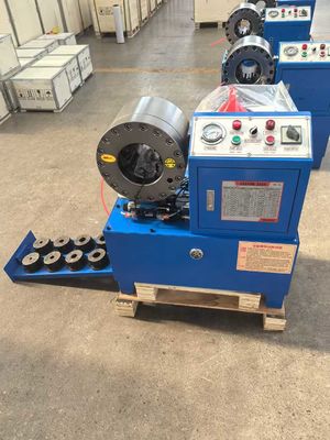 Een-stuk gevormd materiaal hoge hardheid slijtvastheid olie pomp druk slang krimpmachine Dx68 slang krimp