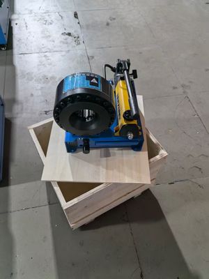 1 inch Duurzame handmatige slangkrimpmachine / slangkrimpmachine die maximale druk 35Mpa produceert