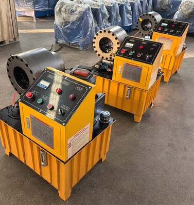DX68 Speciaal ontwerp gele kleur hydraulische slang krimpmachine met 31,5 MPa oliepompdruk 220 v / 240 v / 380 v / 415 v spanningsopties en 3KW / 4KW motorvermogen