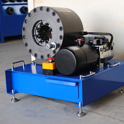 Goede prijs. de Slangcrimper van 4sp 12V Hete Verkoop 2“ Machine 651mm van de Hoge drukslang Noot het Plooien online