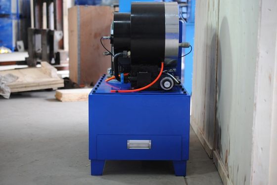 Goede prijs. De Slang Plooiende Machine 651mm van Finn Power DX68 de Plooiende Machine van P32 online
