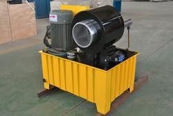 Goede prijs. 651mm Hydraulische van de de Persmachine 10l van de Slangmontage Hydraulische de Persslang online