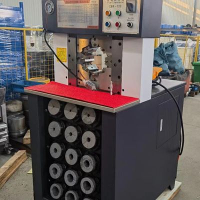 Goede prijs. Cbk-120 Plooiende Machine van de 3 Duim de Hydraulische Slang 6 Lagen Slang voor Apparaat online