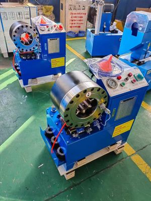 Goede prijs. 245kg DX68 slangcrimping machine met maximale opening 114mm en uitgang volume van pomp 2.5L online