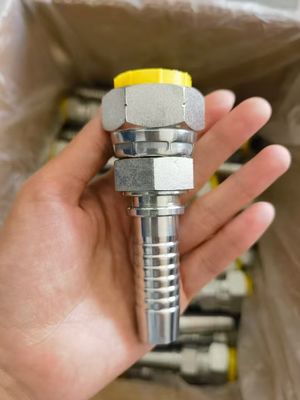 Goede prijs. Verschillende grondstoffen koolstofstaal gedraaide grote oliepijpverbinding hydraulische slangtoepassingen roestvrij staal oliepijpverbinding online