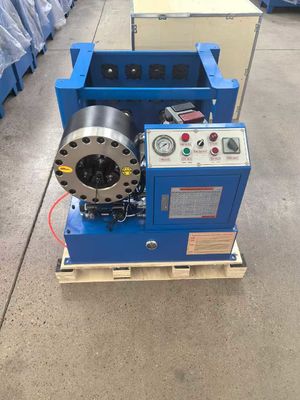 Efficiënt Draagbare Hydraulische slangcrimper Crimping Blauw Kleur Elektrisch Model Met Rack En Snel Veranderende VormgereedschappenRange 1/4-1.5 