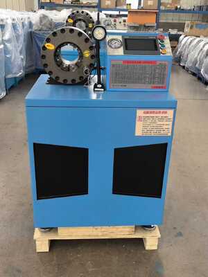 Goede prijs. 2 inch hemelsblauwe kleur Mooi ontwerp 600T krimpkracht Blauwe kleur Krimpmaat Bereik 2,5 inch met snelwisselgereedschap Rubberen slang krimpmachine met bereik van 6-51 mm en 10 verwisselbare matrijzen online