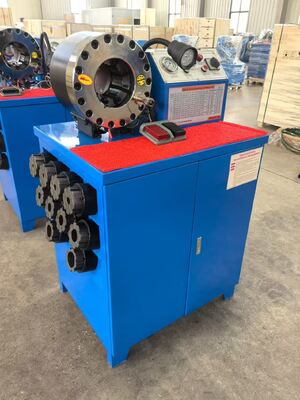 Elektrische 600T krimpmachine voor rubberen slangen met 6-51 mm bereik en 10 verwisselbare matrijzen voor hydraulische slangenkrimper