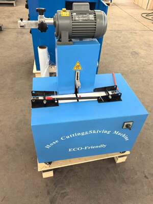 Goede prijs. 2 inch elektrische slangsnijmachine met 6-51 mm snijbereik 220V/380V spanning en 10 uitwisselbare dies online