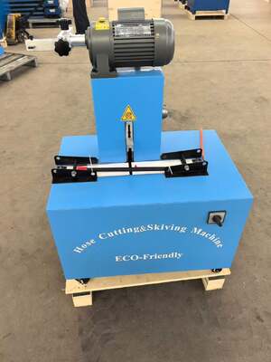Goede prijs. 2 inch blauwe kleur elektrische 6-51 mm slangsnij- en afschaafmachine met 220V / 380V spanning en 10 verwisselbare matrijzen voor industrieel gebruik online