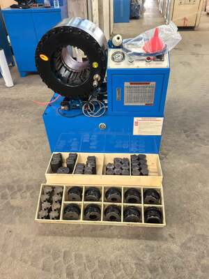 6 inch tot 150 mm hydraulische slangkrimpmachine met verschillende spanning 4-150 mm krimpbereik Grote opening en 20 verwisselbare matrijzen