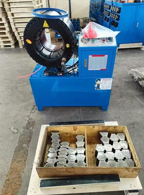 6 inch tot 150 mm Hydraulische slang krimpmachine Krimp 6 lagen / draden slang 4-150 mm krimpbereik Grote openingskracht Krimp 2500 ton en 20 uitwisselbare dies