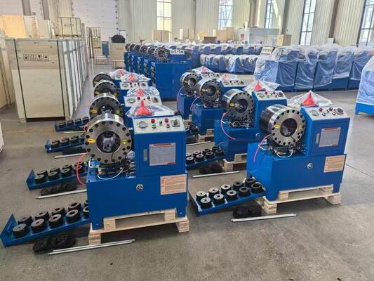 Goede prijs. 2 inch DX68-model blauwe kleur elektrische hydraulische slangcrimper zonder snelwisselgereedschap Krimpbereik van 6 mm tot 51 mm Verschillende spanning 10 matrijzen Nauwkeurigheid en 200 stuks per uur efficiëntie online